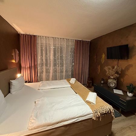 Haus Zum Guten Hirten Steinsfeld ภายนอก รูปภาพ